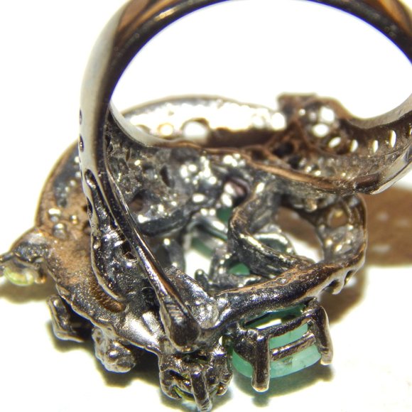 Dramatic Emerald & Peridot Ring - Picture 12 of 14